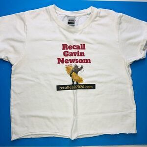 Recall Gavin Newsom T-Shirt, Gildan M